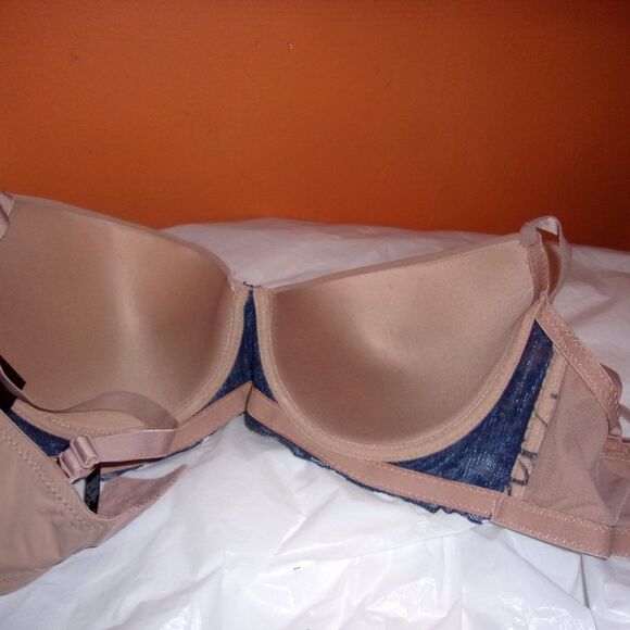 Youmita 40DDD Tan w/Blue Floral Lace Bra NWT - Picture 6 of 12